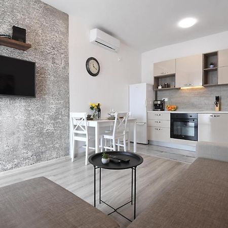 The Grey Apartment Zadar Exterior photo