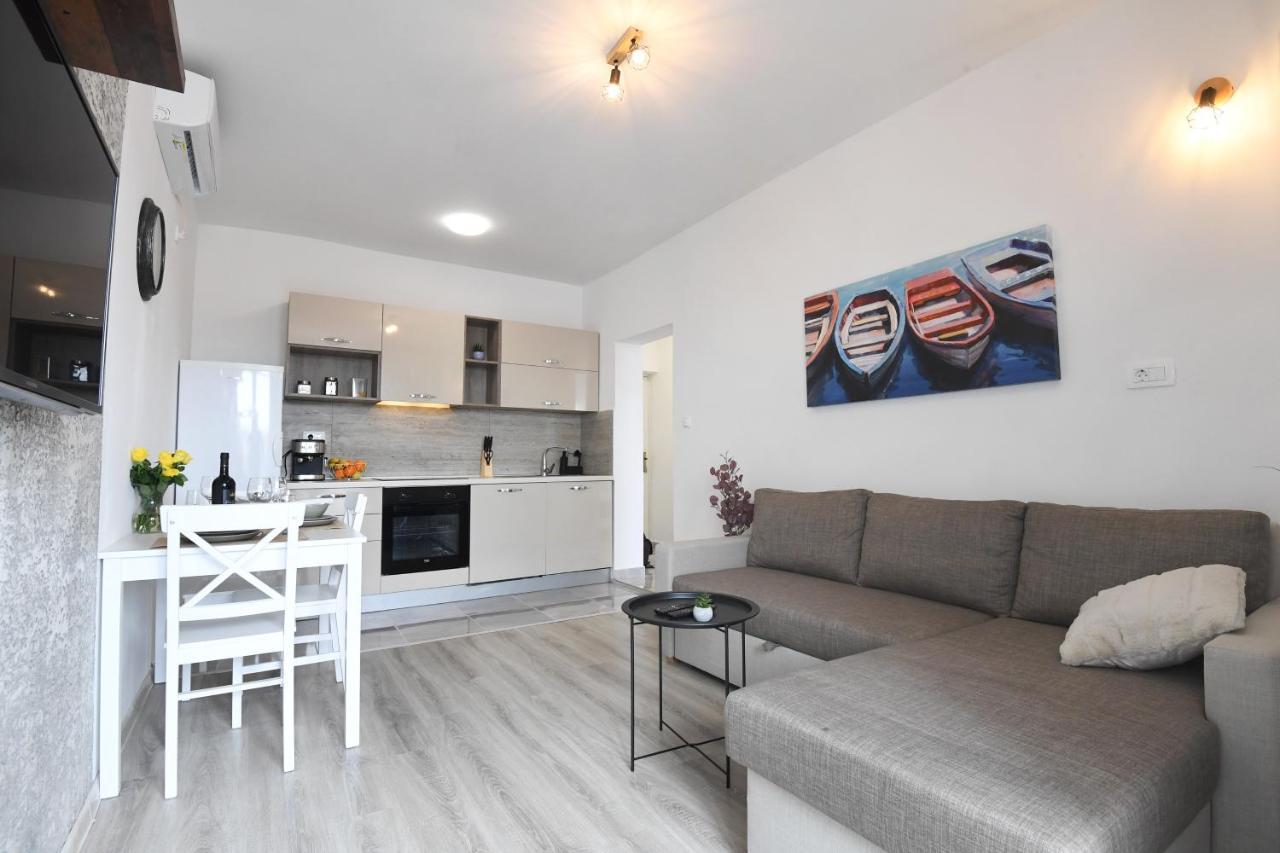 The Grey Apartment Zadar Exterior photo